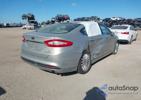 2015 Ford Fusion Hybrid Se из США, поврежденный, VIN 3FA6P0LU8FR190830